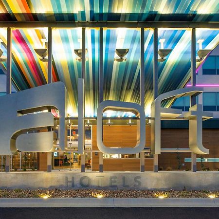 Aloft North Kansas City Exterior photo